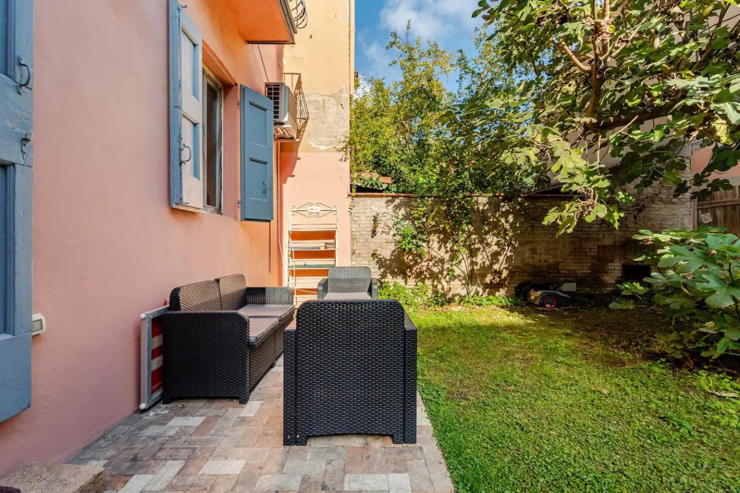 Oasis In The Centre Of Bologna Apartment Екстериор снимка