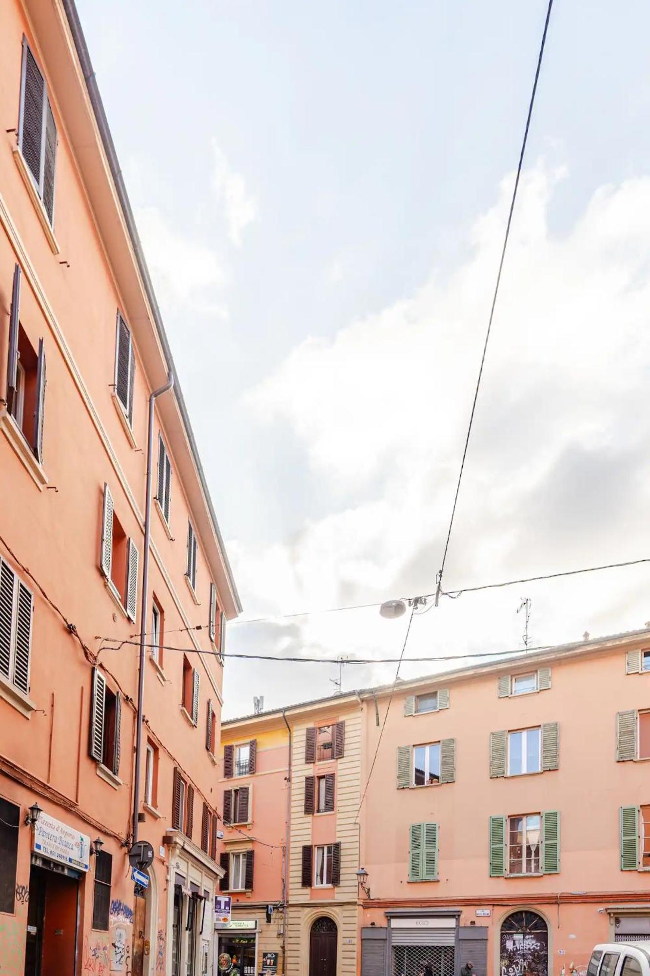 Oasis In The Centre Of Bologna Apartment Екстериор снимка